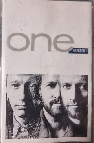 Bee Gees – One
