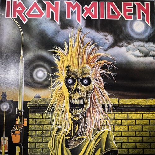 Iron Maiden = アイアン・メイデ – Iron Maiden = 鋼鉄の処女